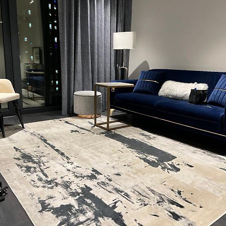 לונדון Staycity One Bedroom Luxury Apartment מראה חיצוני תמונה